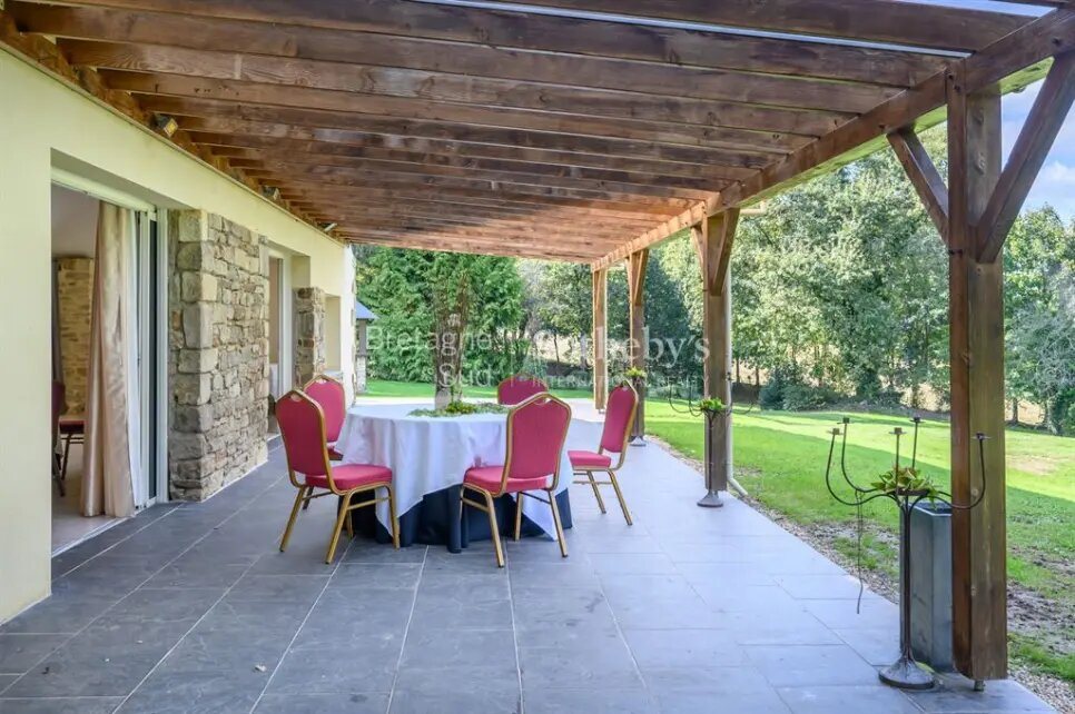 Maison à vendre, 1335m², Saint-Nolff