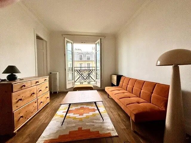 Appartement à louer, 29m², Paris 18ème