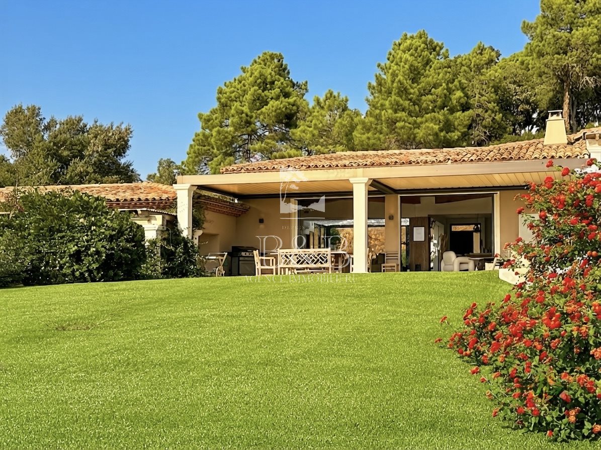 Maison à vendre, 374m², La Croix-Valmer