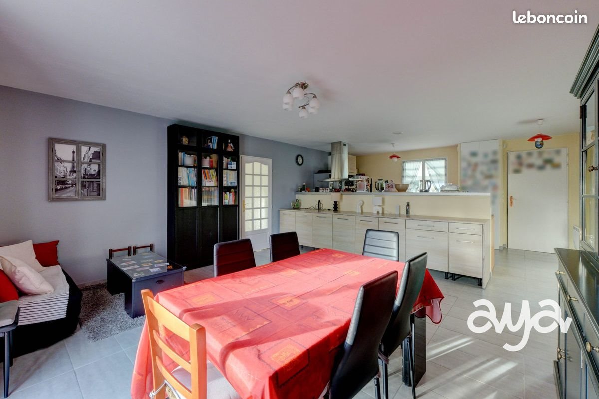 Maison à vendre, 114m², Malville