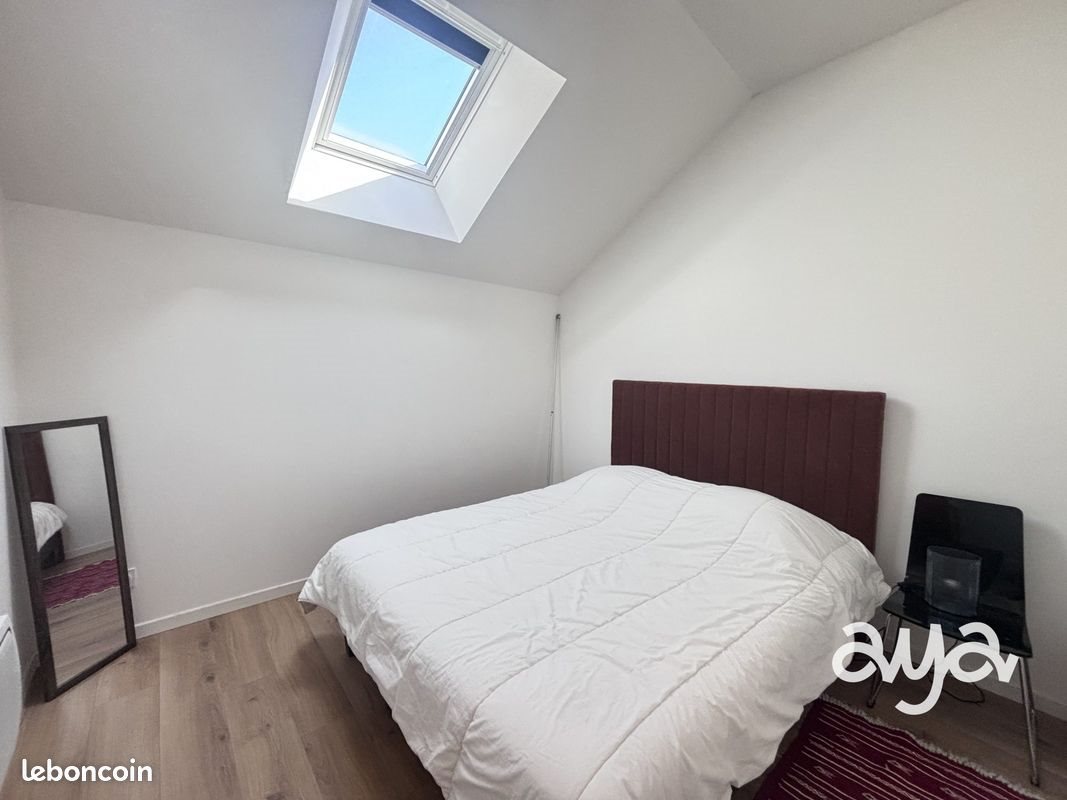 Appartement à louer, 49m², Saint-Etienne-de-Montluc