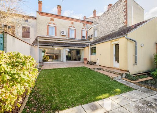 Maison 7 pièces 238 m² · à Albi · 238 m² · 395 000 €