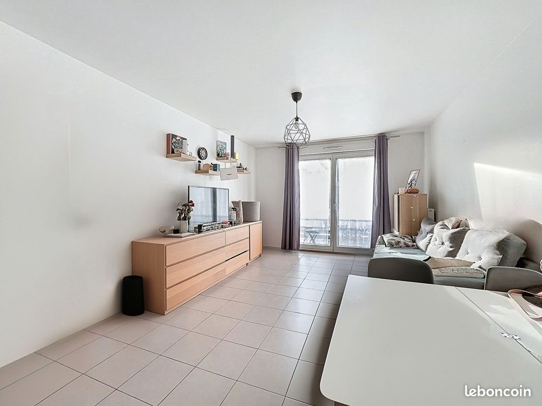 Appartement à louer, 41m², Mennecy