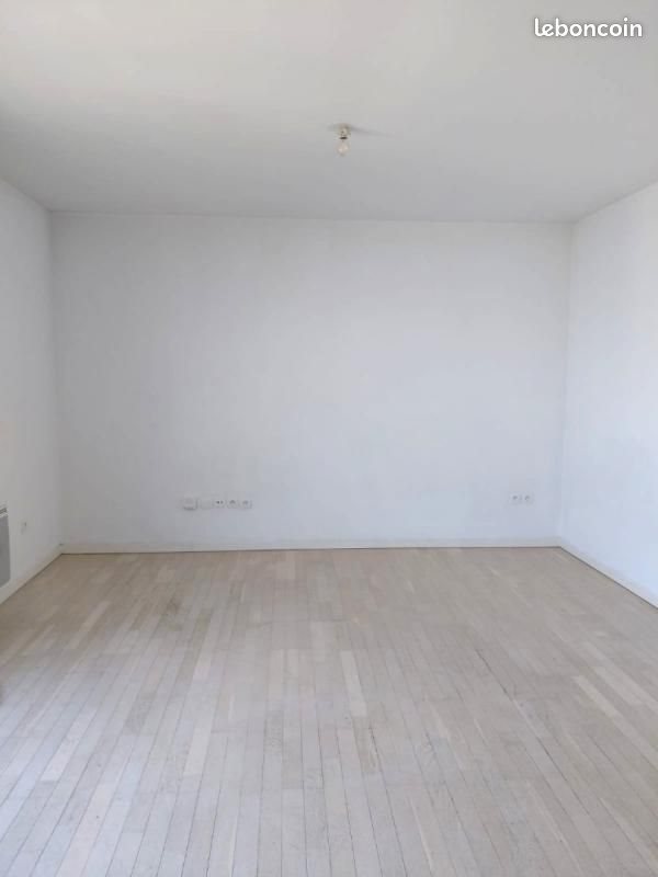 Appartement à louer, 31m², Cergy