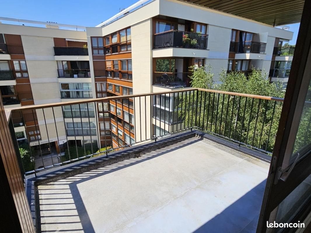 Appartement à louer, 94m², Le Chesnay