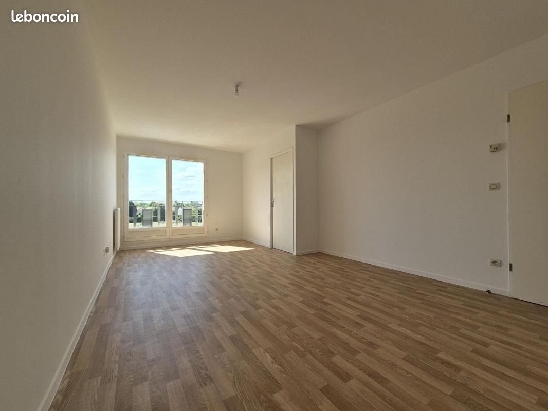 Appartement à vendre, 66m², Saint-Pierre-du-Perray