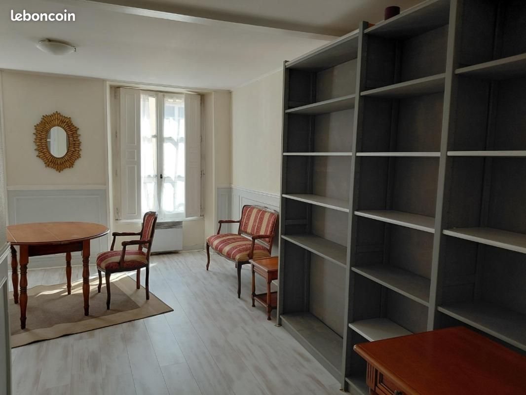 Appartement à louer, 36m², Versailles