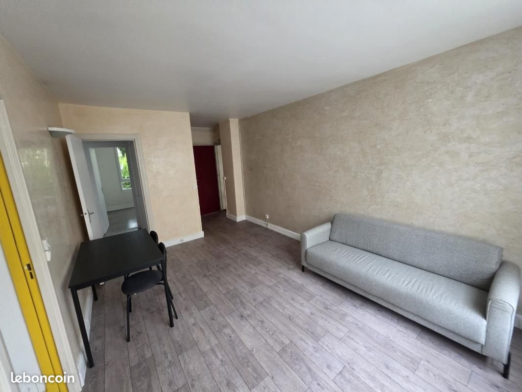 Appartement à louer, 39m², Massy