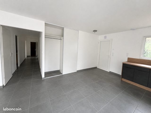 Maison à louer, 103m², Lentigny