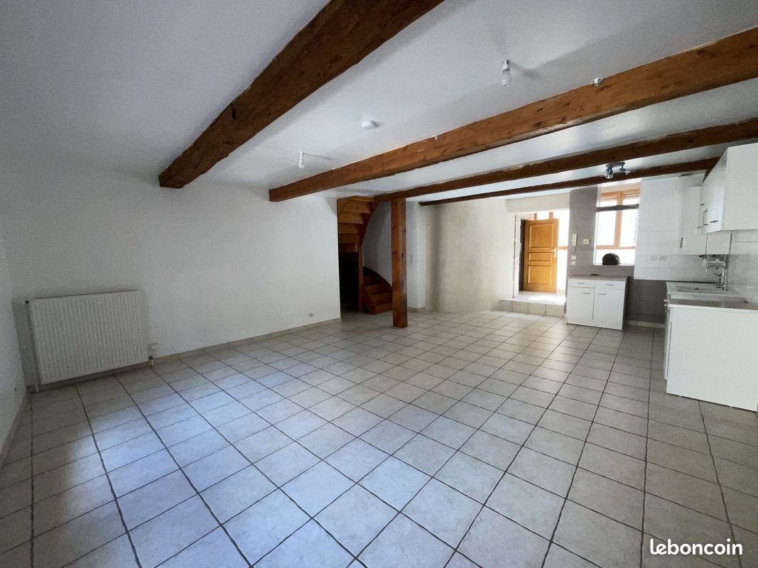 Appartement à louer, 73m², Sury-le-Comtal