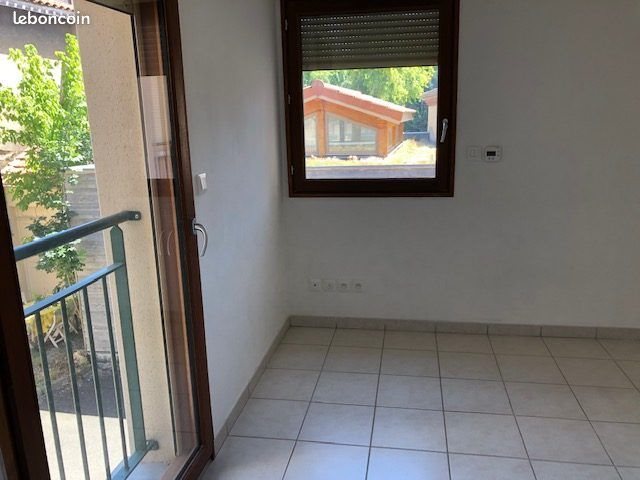 Appartement à louer, 15m², Sury-le-Comtal