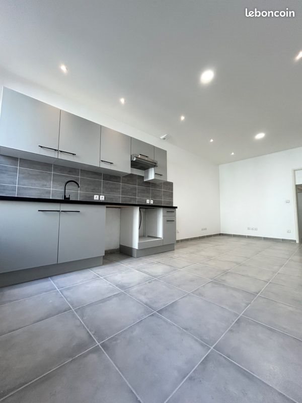 Appartement à louer, 36m², Sury-le-Comtal