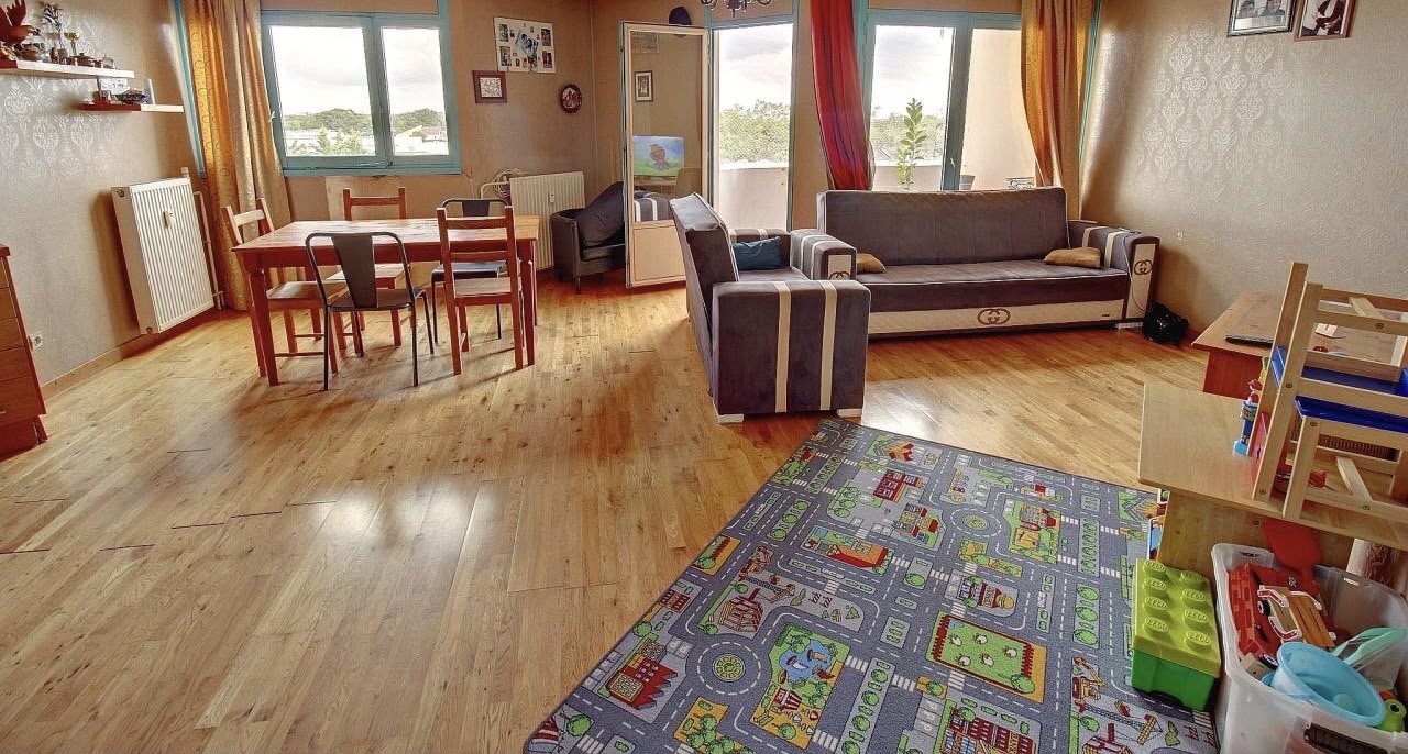 Appartement à louer, 82m², Éragny