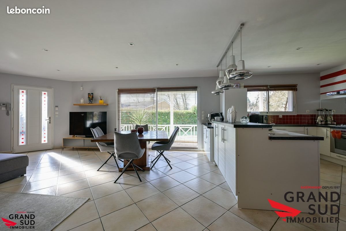 Maison à vendre, 168m², Léognan
