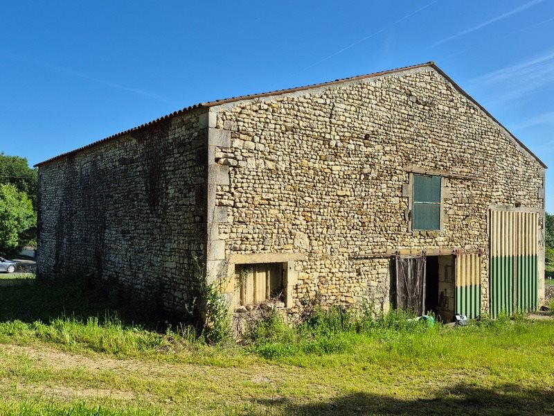 Maison à vendre, 170m², Saint-Coutant-le-Grand
