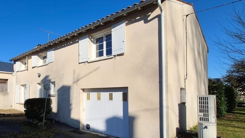 Maison à vendre, 114m², Saint-Savinien