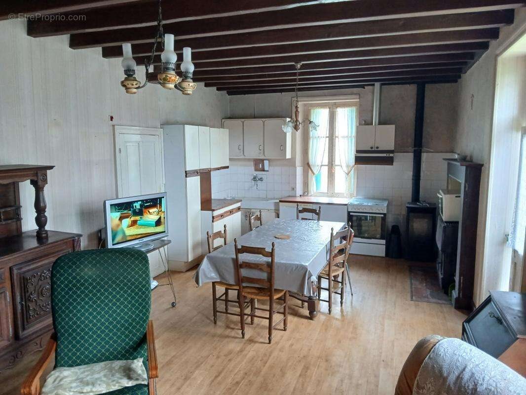 Maison à vendre, 130m², Busserolles