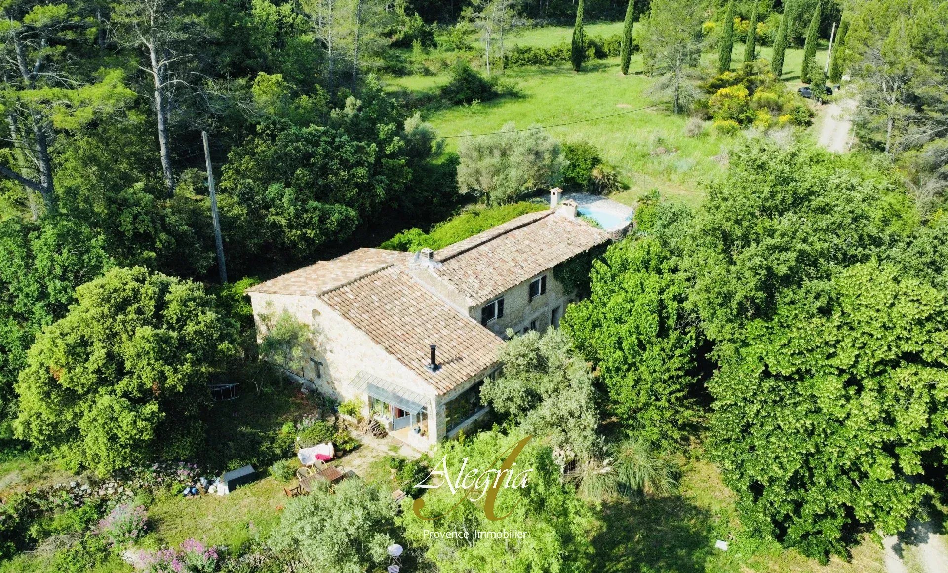 Maison à vendre, 230m², Cotignac