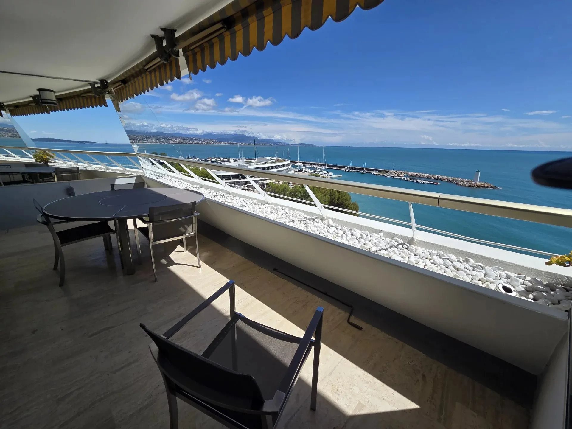 Appartement à vendre, 77m², Villeneuve-Loubet