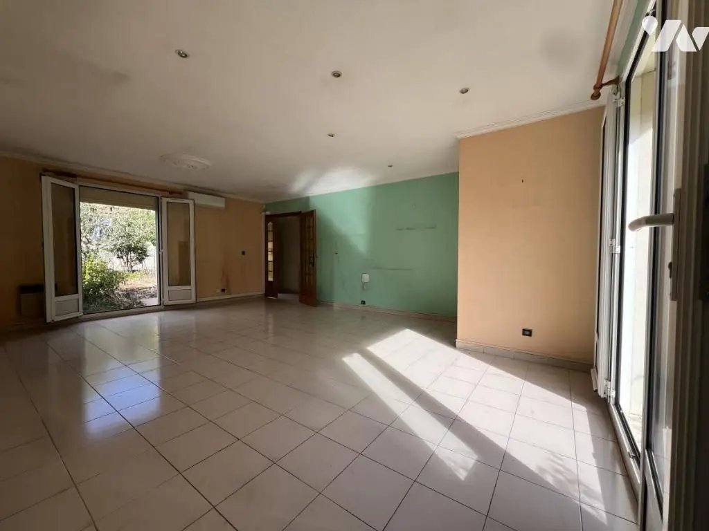 Maison à vendre, 3m², Antibes