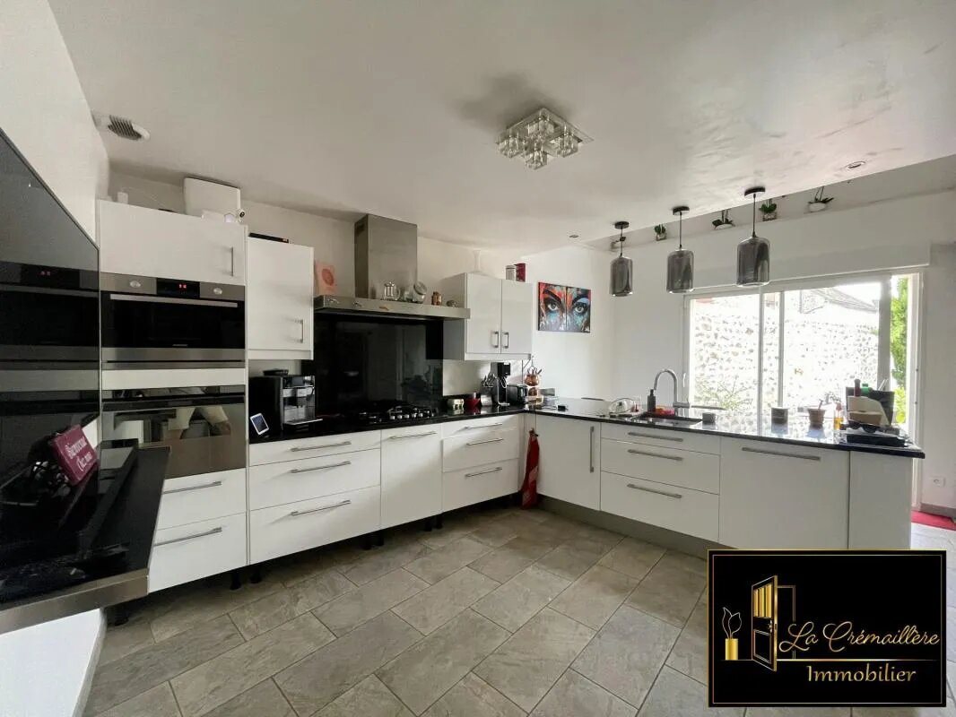Maison à vendre, 205m², Sermaise