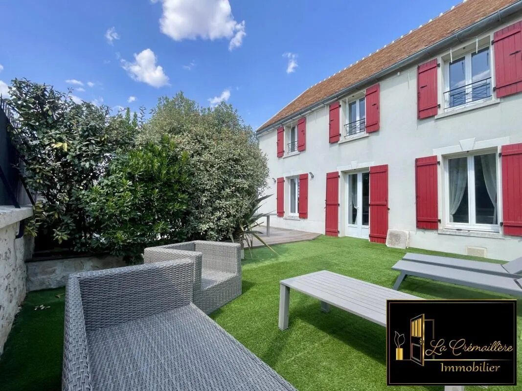 Maison à vendre, 137m², Roinville