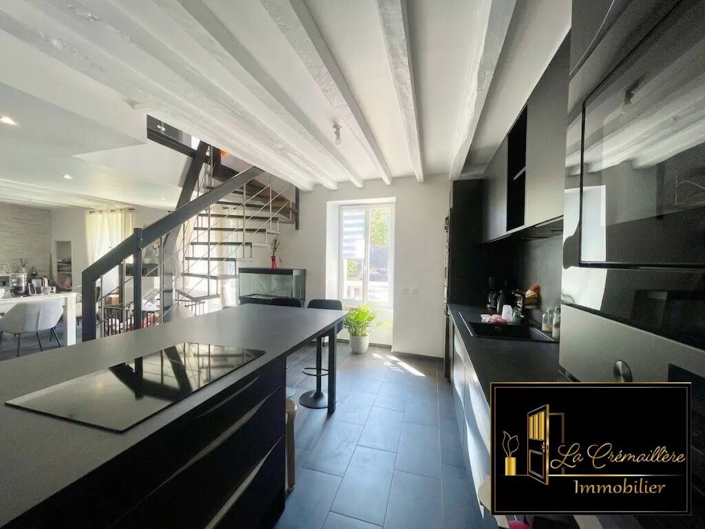 Maison à vendre, 137m², Roinville
