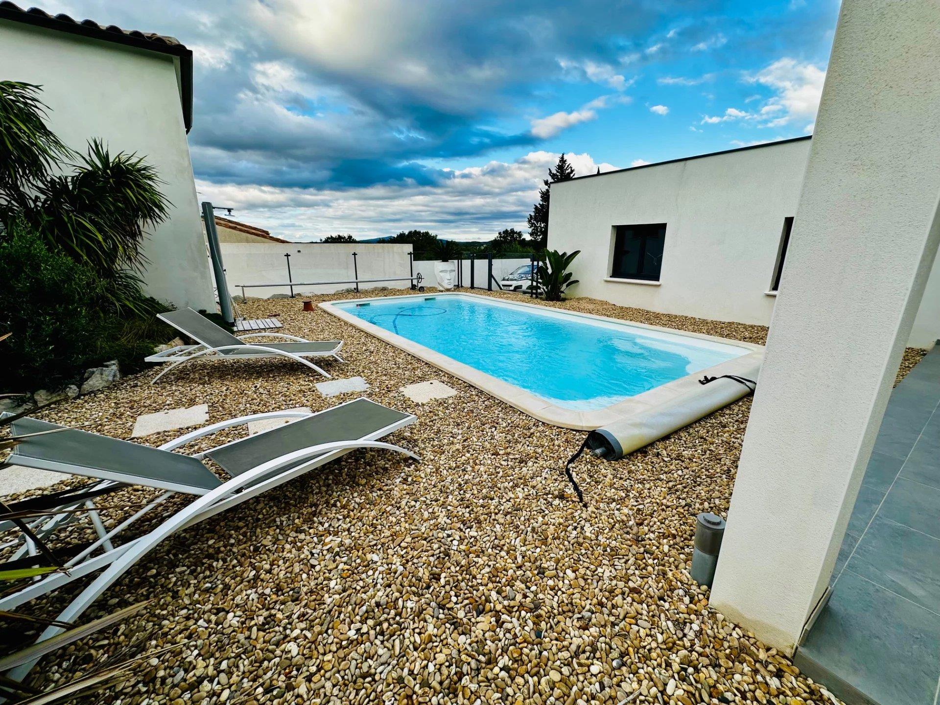 Maison à vendre, 115m², Nîmes
