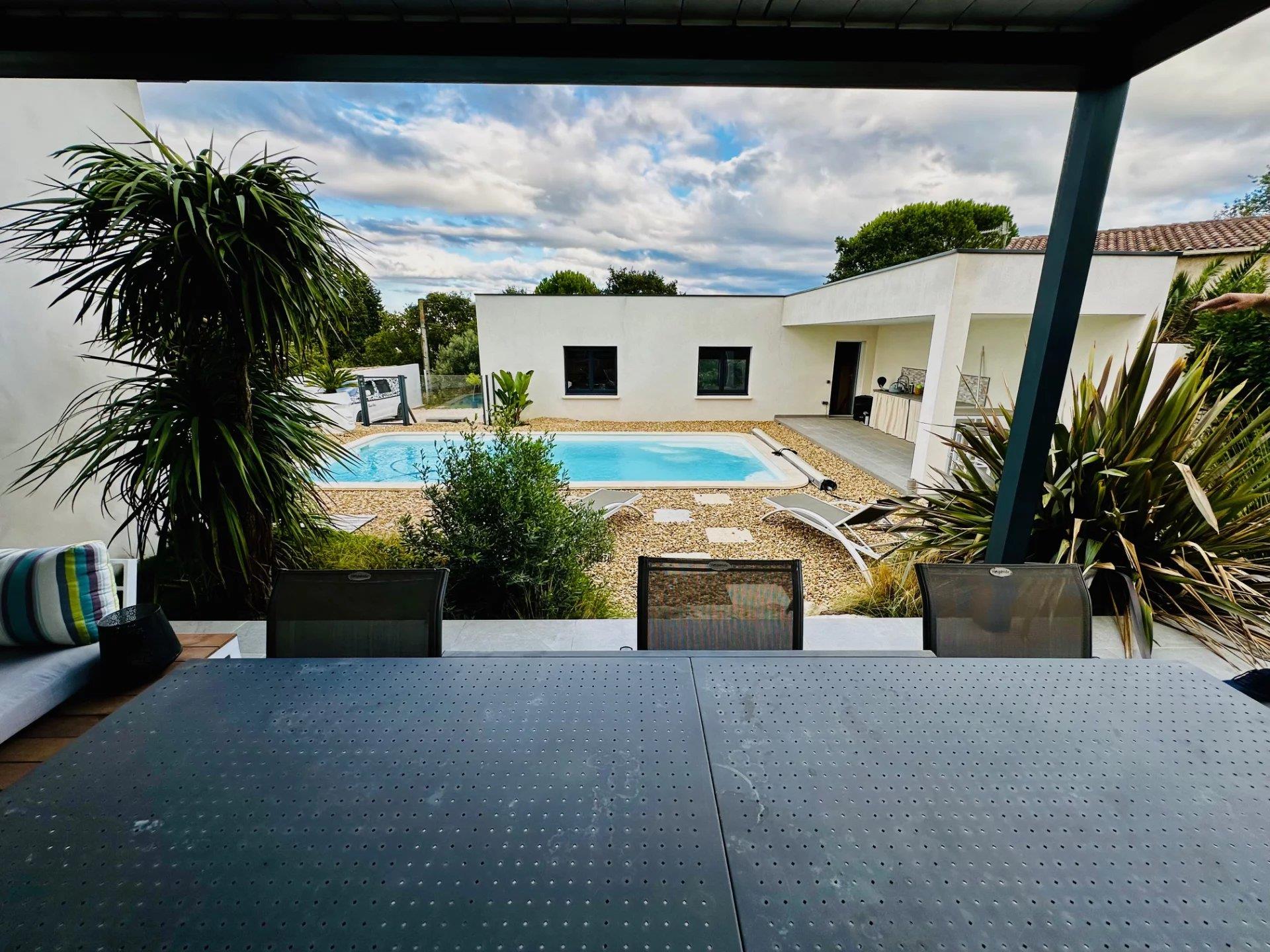 Maison à vendre, 115m², Nîmes