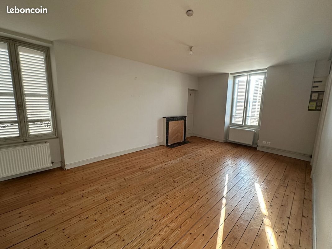 Appartement à louer, 41m², Auxerre