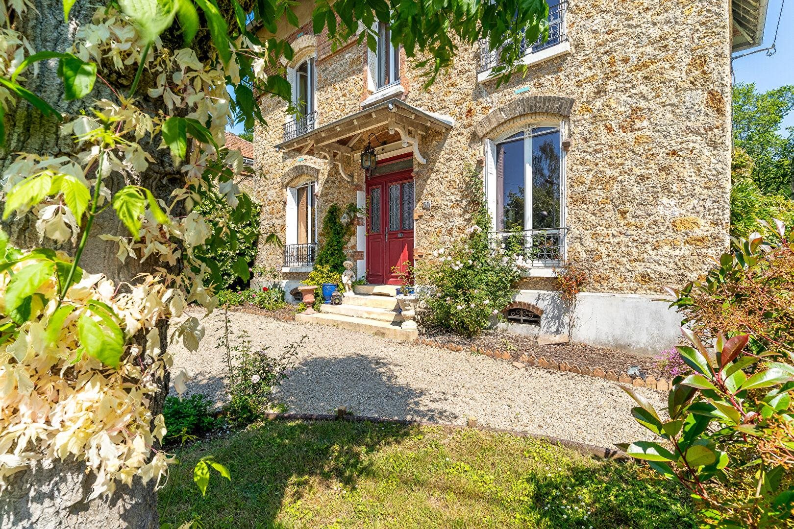Maison à vendre, 182m², Forges-les-Bains