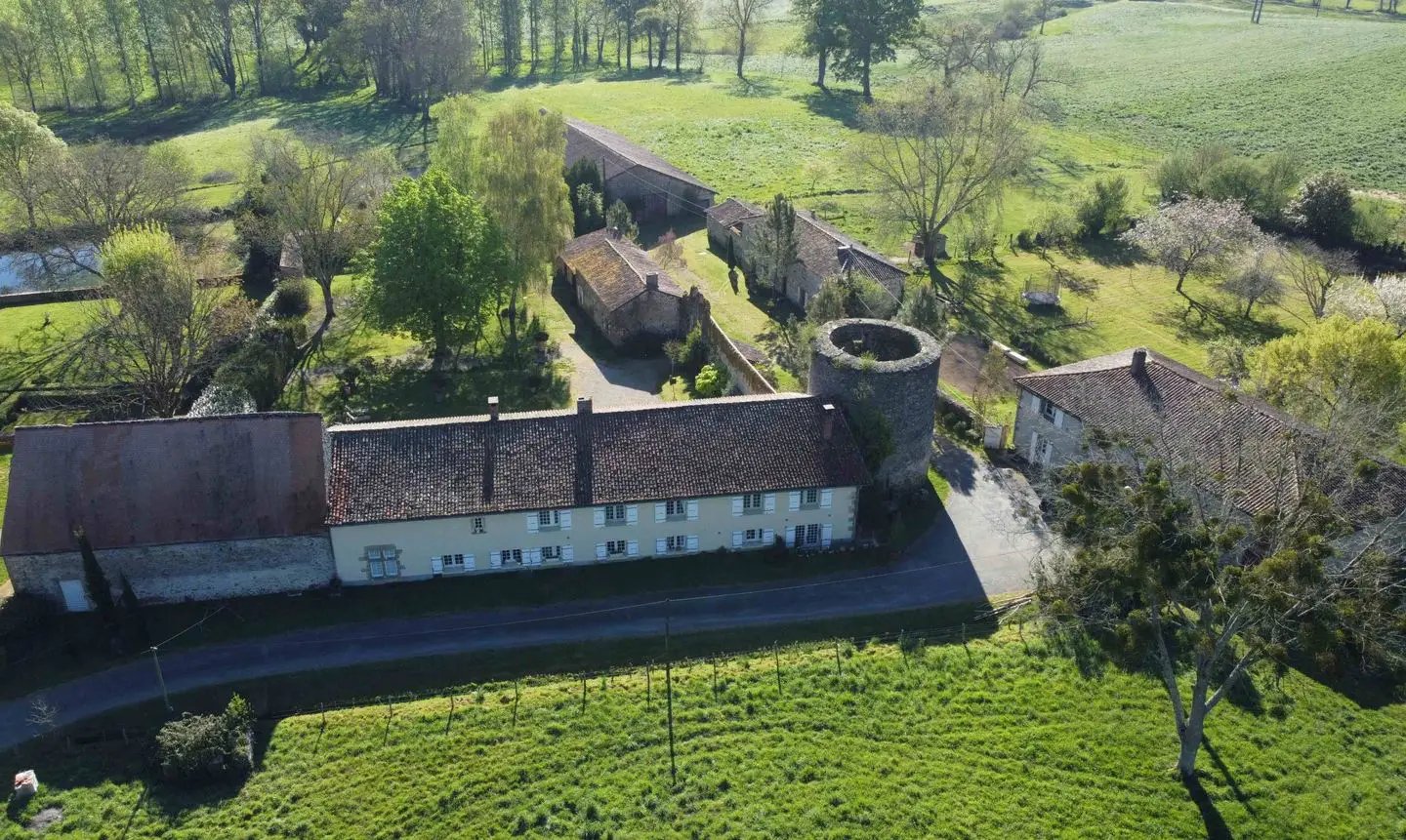 Maison à vendre, 388m², Ansac-sur-Vienne
