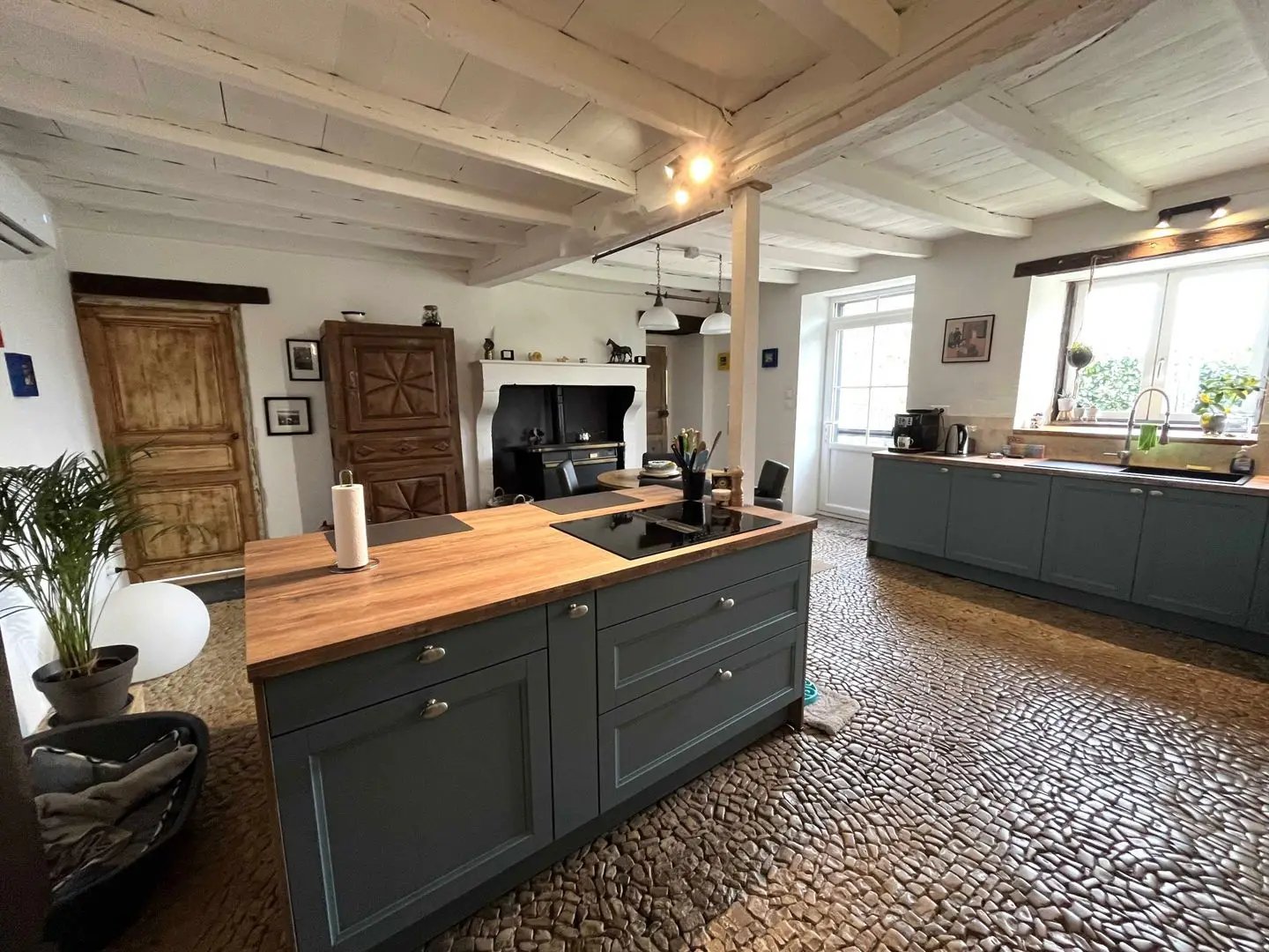 Maison à vendre, 97m², Chasseneuil-sur-Bonnieure
