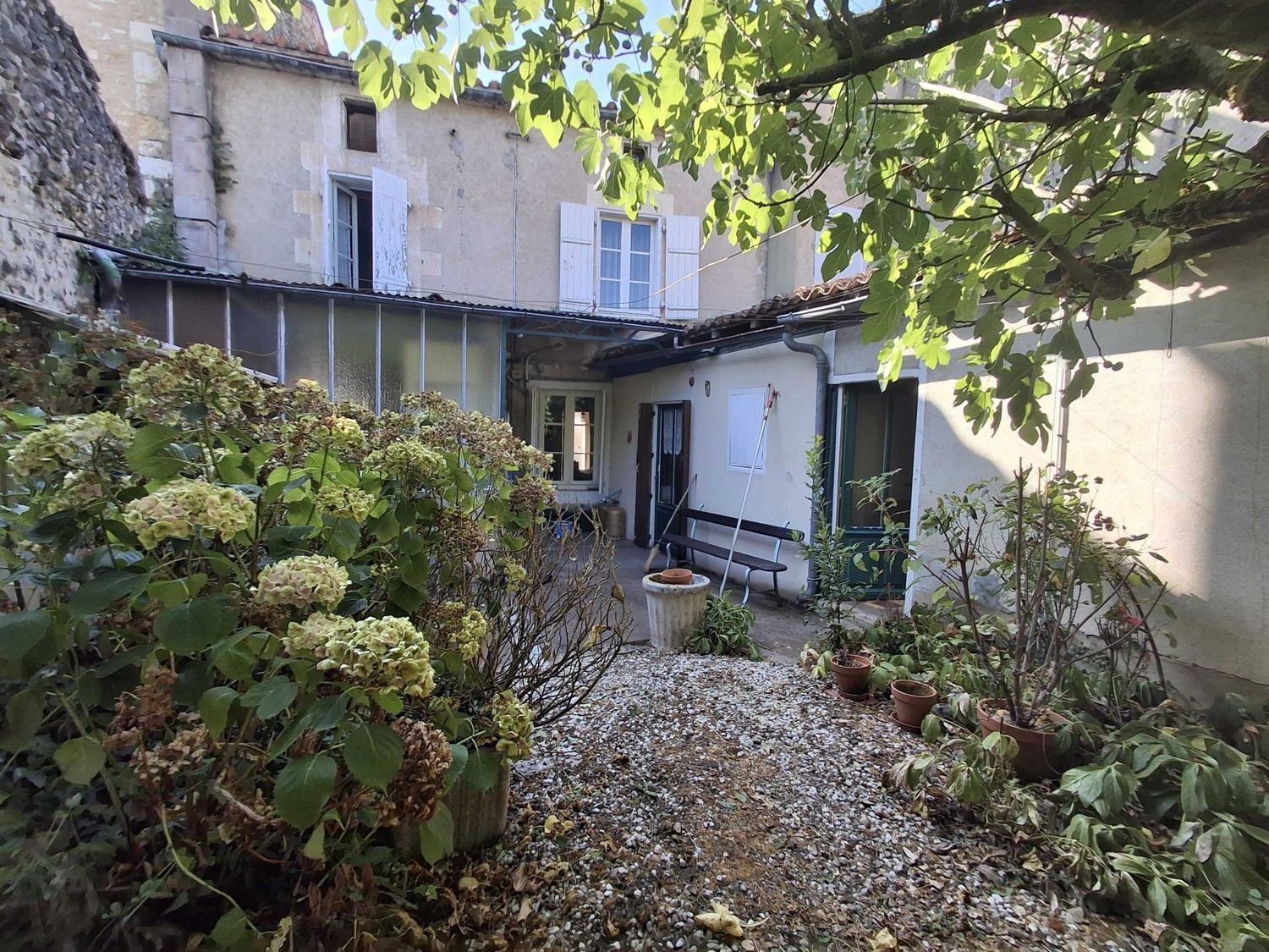 Maison à vendre, 139m², Chasseneuil-sur-Bonnieure