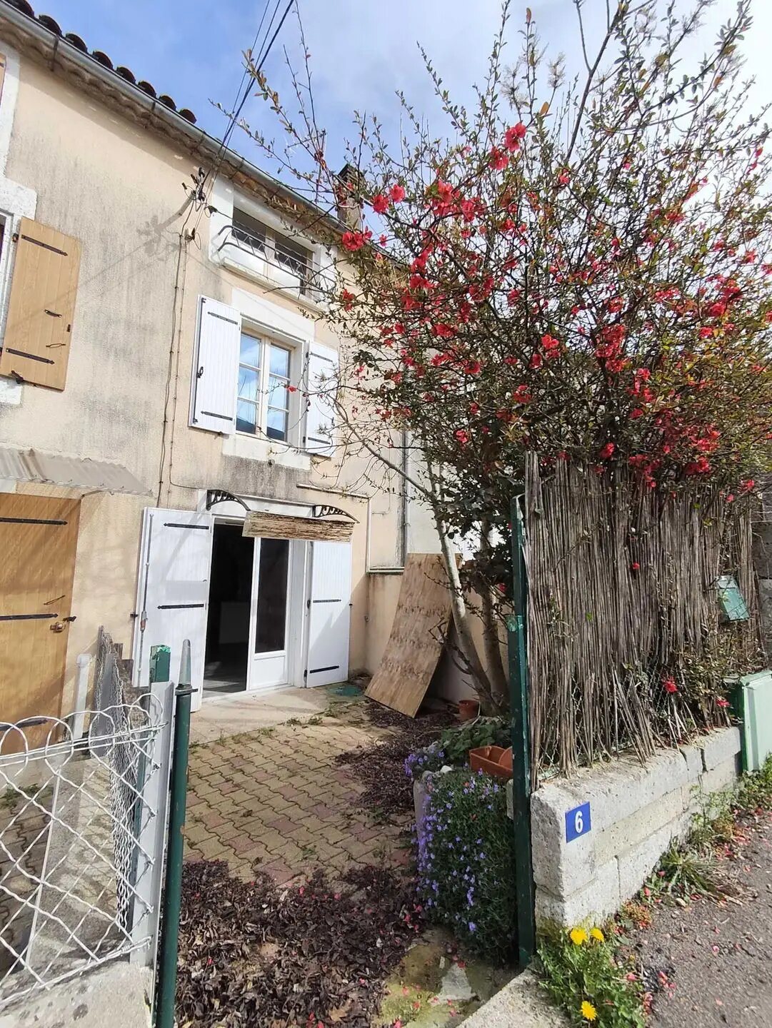 Maison à vendre, 61m², Chasseneuil-sur-Bonnieure