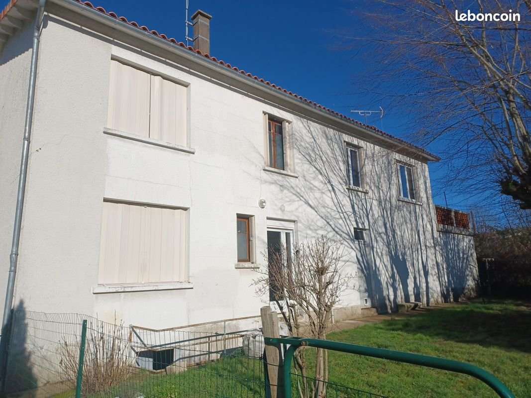 Maison à vendre, 154m², Chasseneuil-sur-Bonnieure