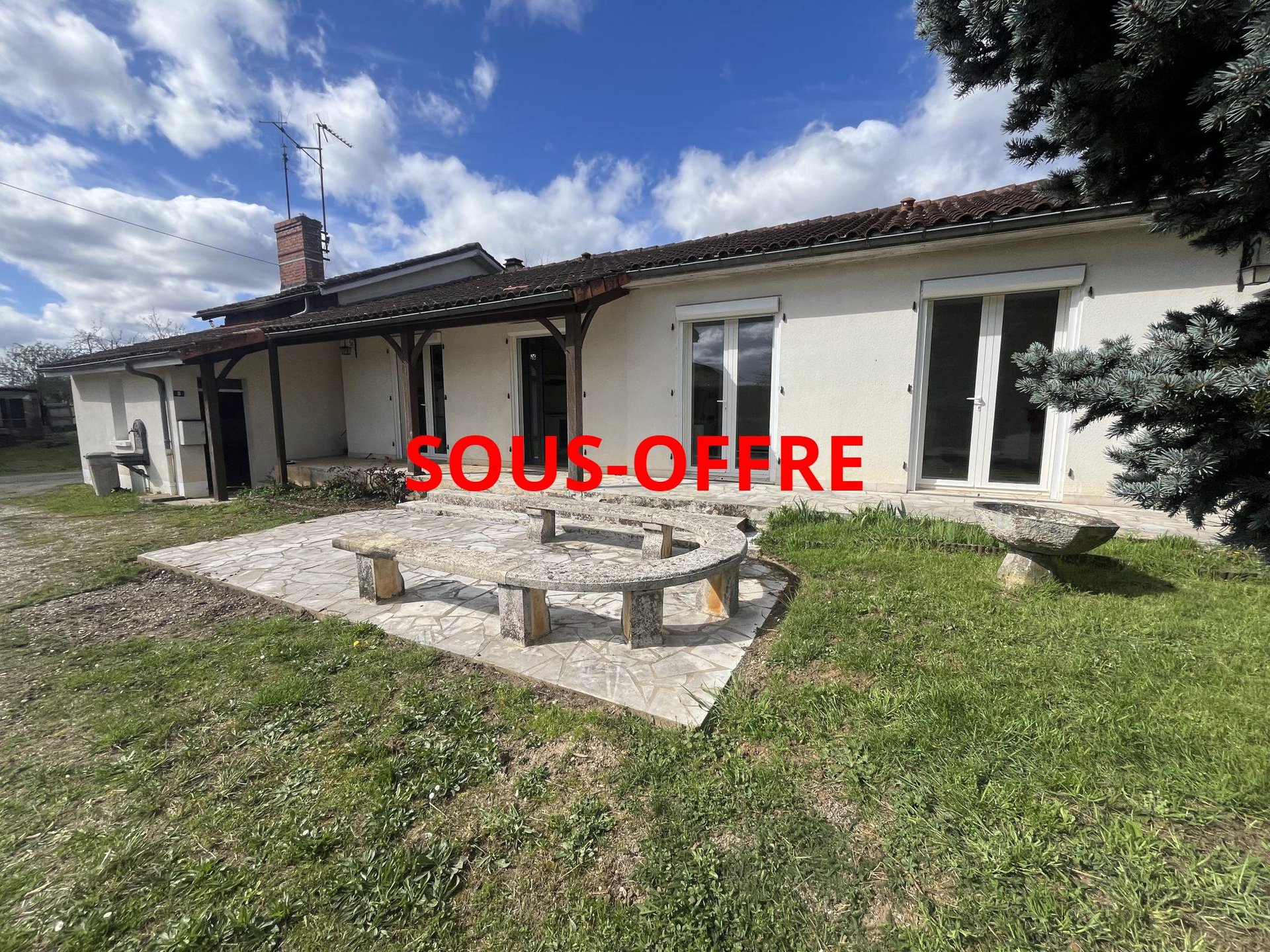 Maison à vendre, 102m², Chasseneuil-sur-Bonnieure