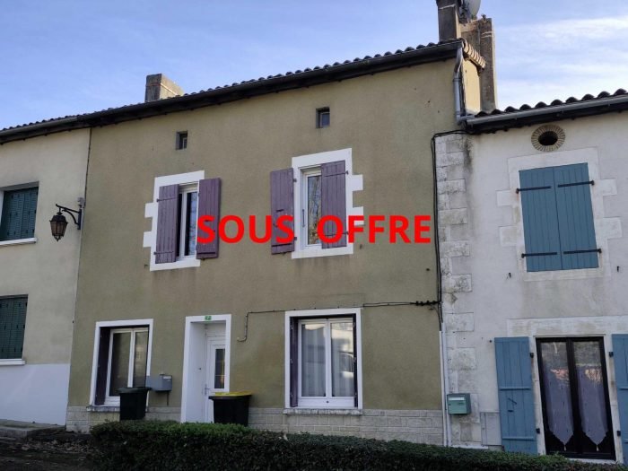 Maison à vendre, 123m², Saint-Laurent-de-Céris