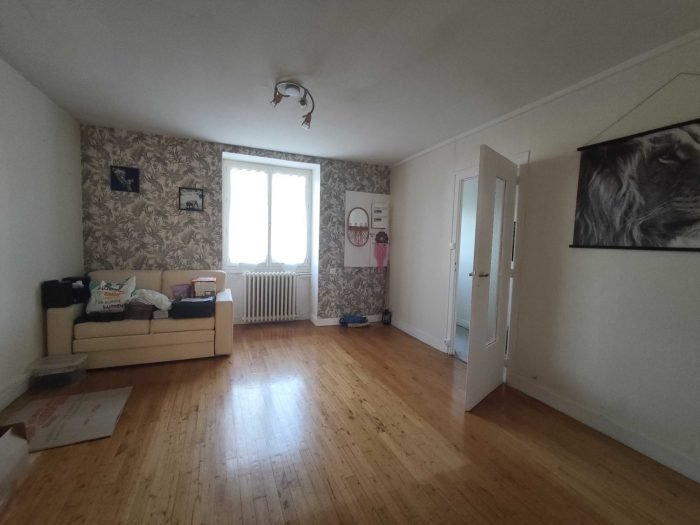 Maison à vendre, 123m², Saint-Laurent-de-Céris