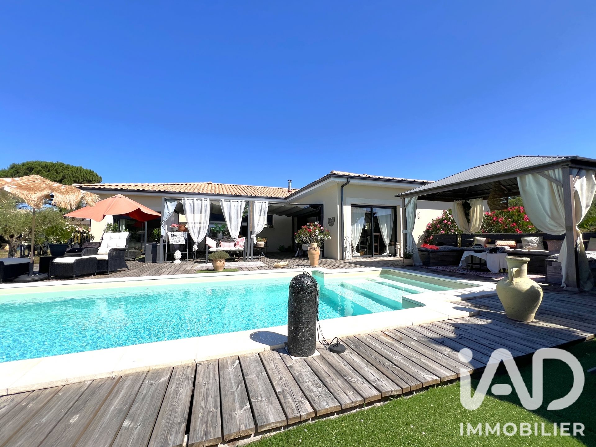 Maison à louer, 195m², Saint-Denis-de-Pile