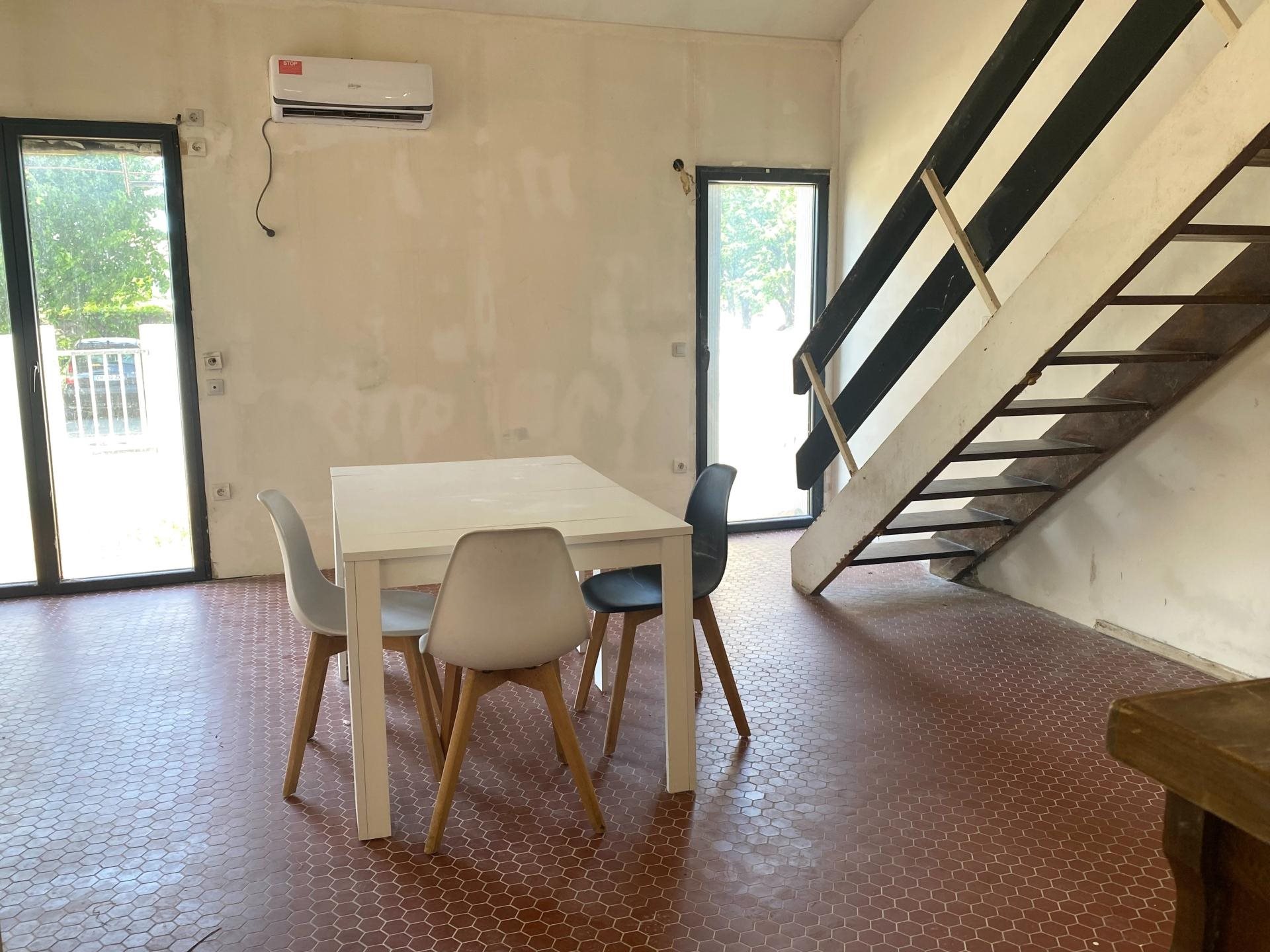 Maison à vendre, 89m², Aussillon