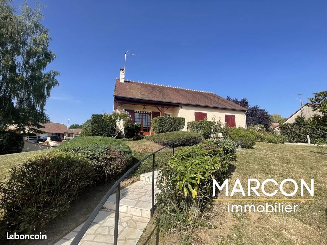 Maison à louer, 112m², Dun-le-Palestel