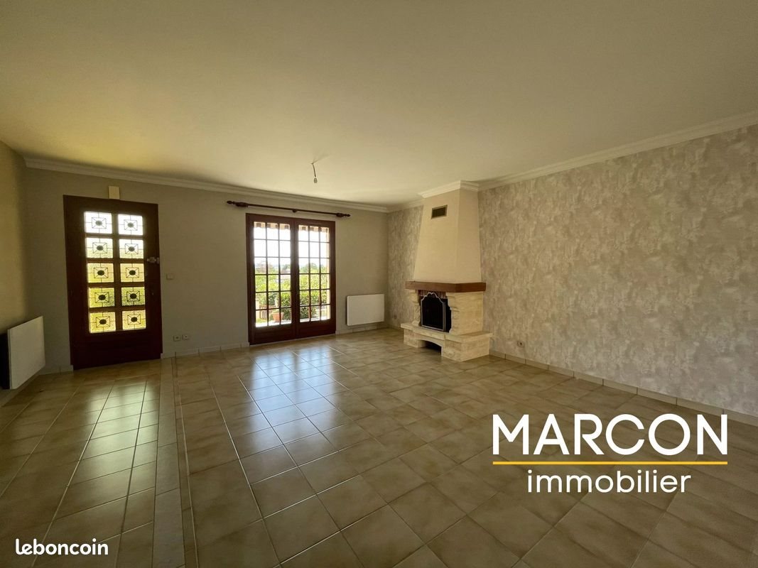 Maison à louer, 112m², Dun-le-Palestel