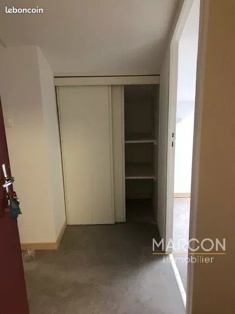Appartement à louer, 33m², Dun-le-Palestel