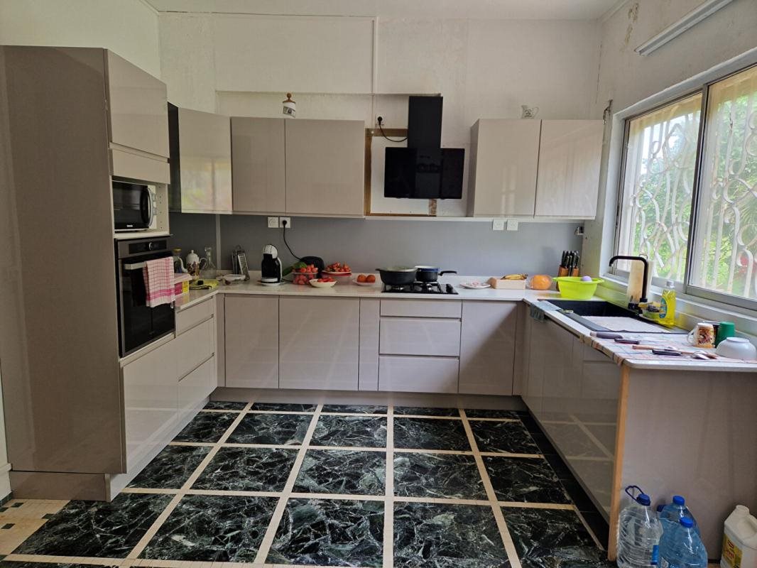 Appartement à vendre, 117m², Gourbeyre