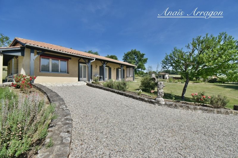 Maison à vendre, 122m², Saint-Eutrope-de-Born