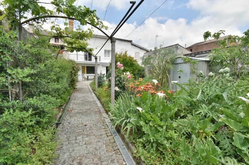 Maison à vendre, 80m², Sainte-Livrade-sur-Lot