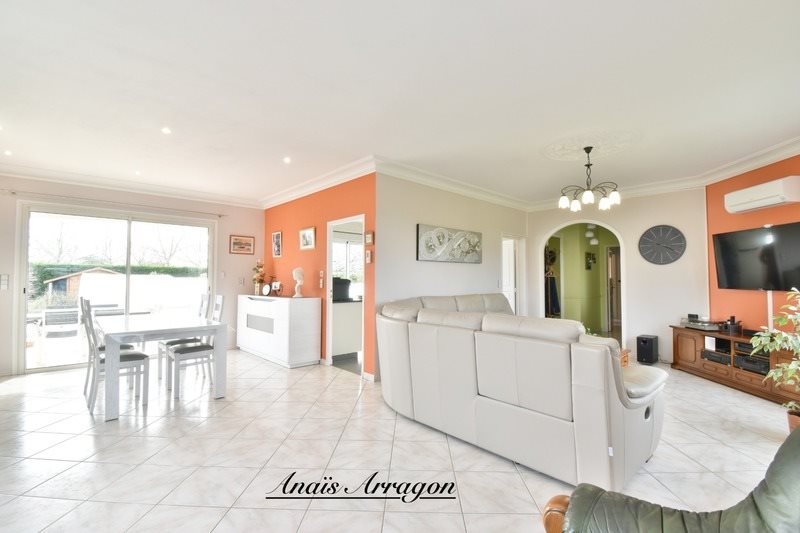 Maison à vendre, 170m², Sainte-Livrade-sur-Lot
