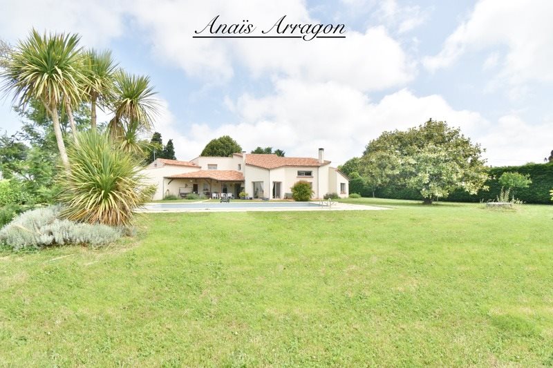 Maison à vendre, 275m², Villeneuve-sur-Lot
