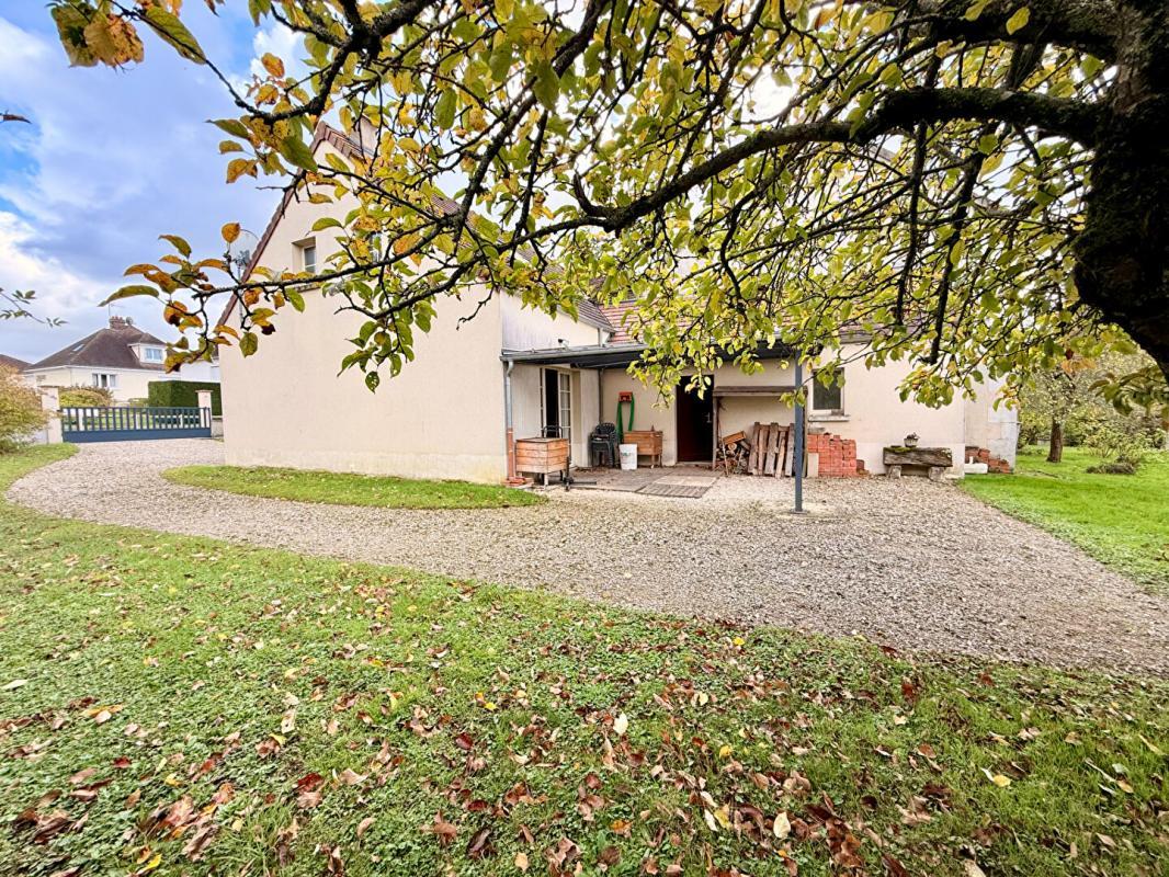 Maison à vendre, 270m², Saint-Georges-sur-Baulche